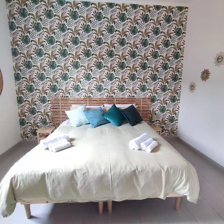 Camonia Apartment Bologna Bagian luar foto