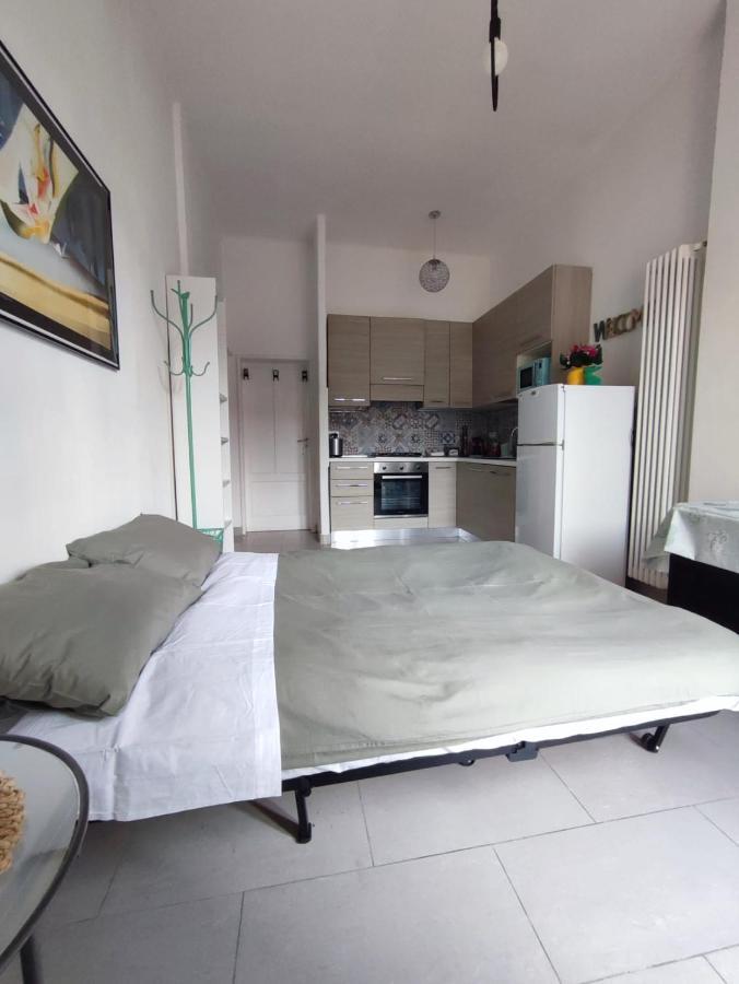 Camonia Apartment Bologna Bagian luar foto