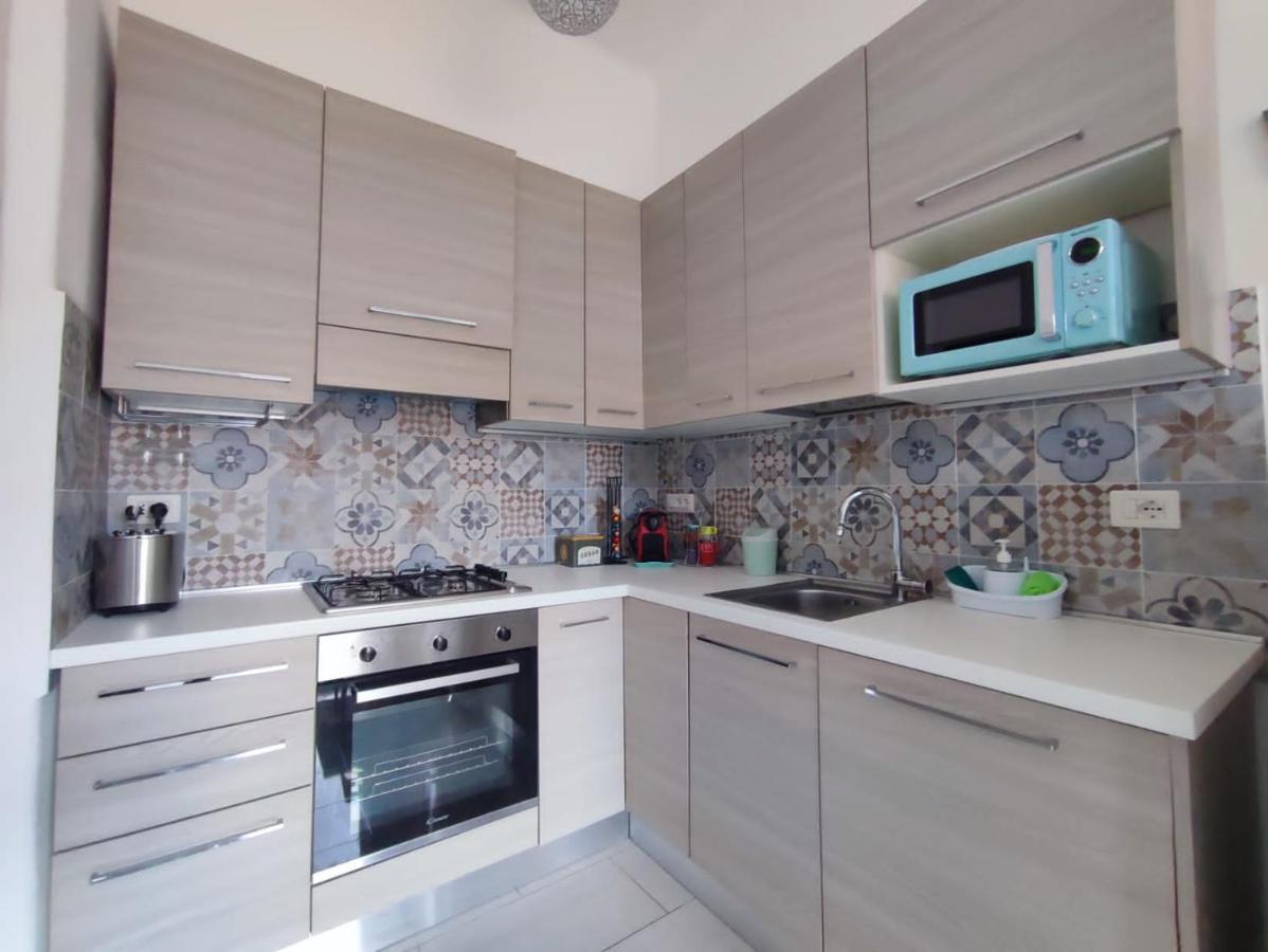 Camonia Apartment Bologna Bagian luar foto
